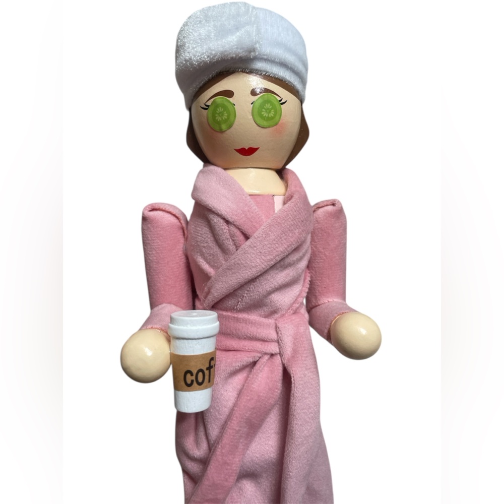 Spa Day Nutcracker, Tall Wooden, New With Tags